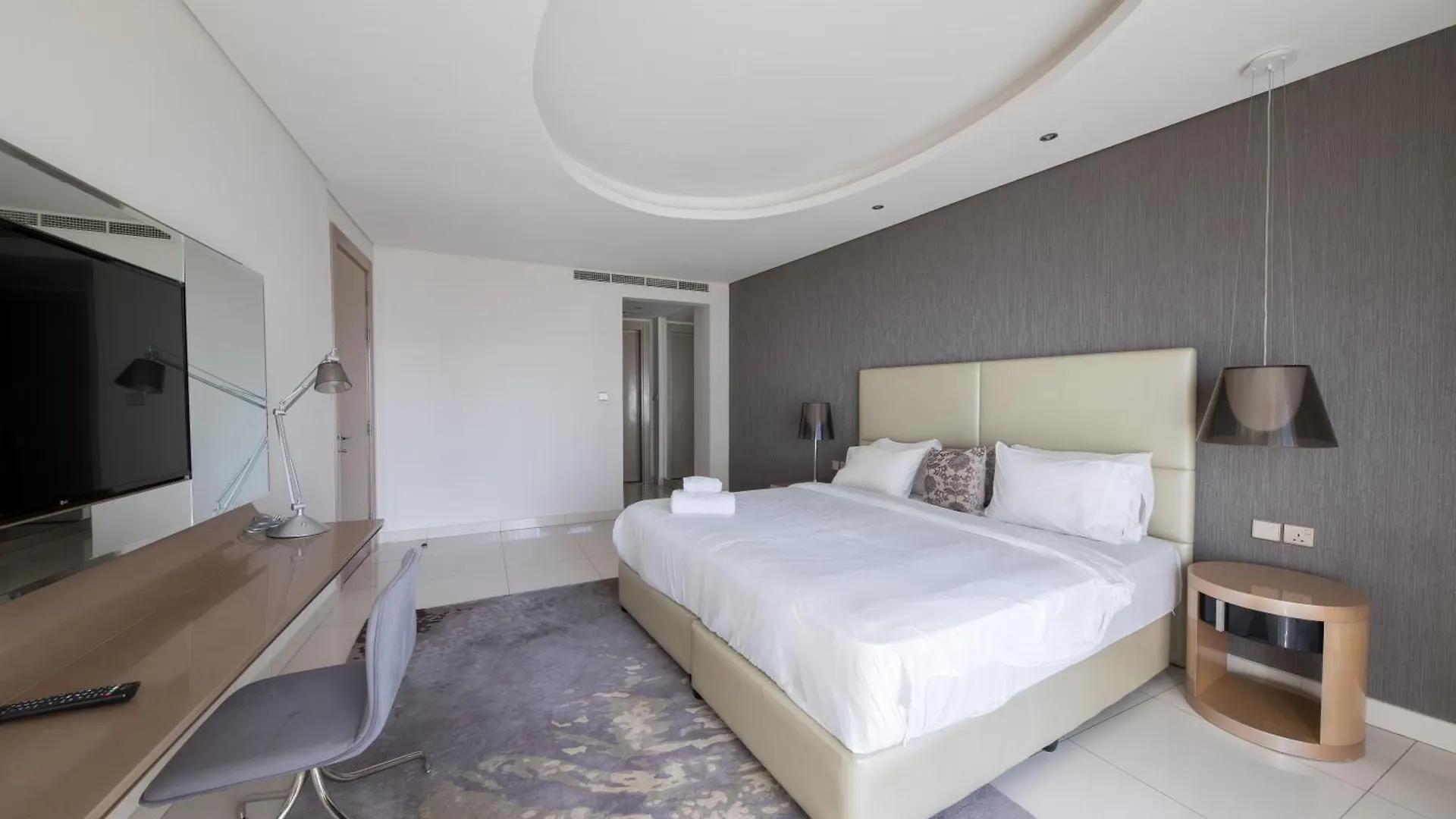 דירות דובאי Cozy 1Br With Balcony Great View, Damac Towers
