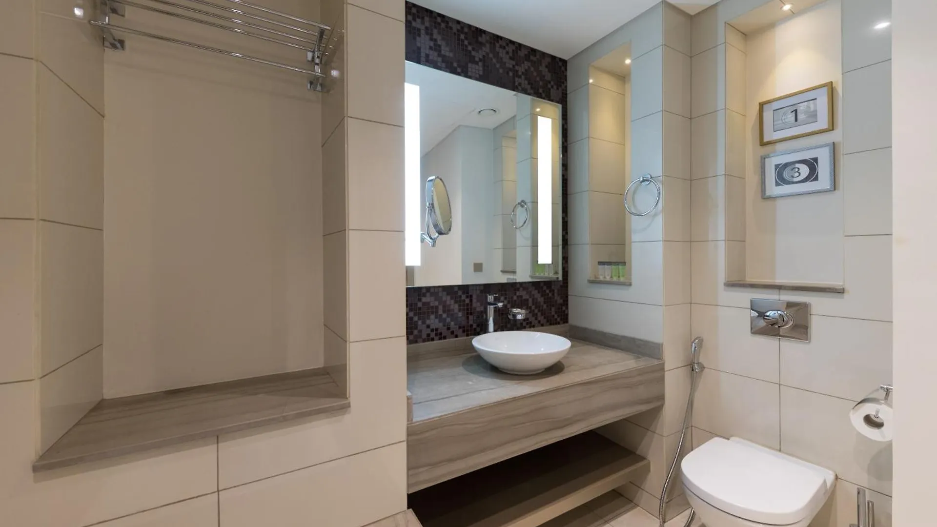 דירות דובאי Cozy 1Br With Balcony Great View, Damac Towers